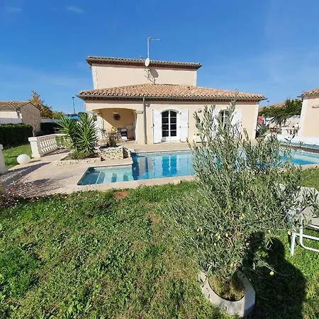 La Bastide Du Canal Avec Piscine Et Clim Apartment