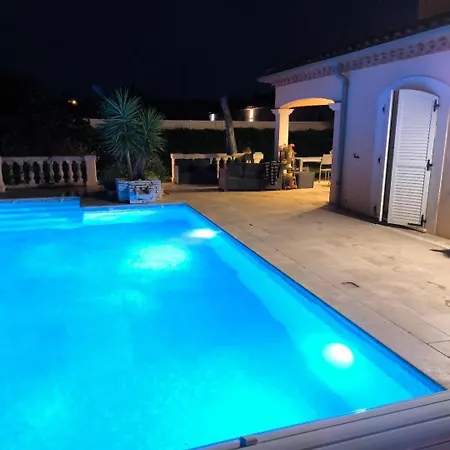 La Bastide Du Canal Avec Piscine Et Clim Apartamento