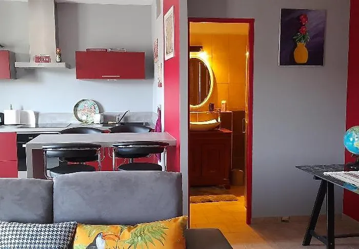 Apartament La Bastide Du Canal Avec Piscine Et Clim Carcassonne